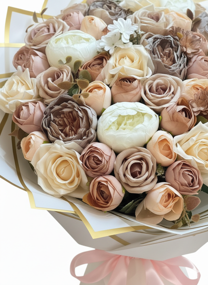 Krem ve Kahve Boheme Gül Buketi – Lüks ve Zamansız Tasarım