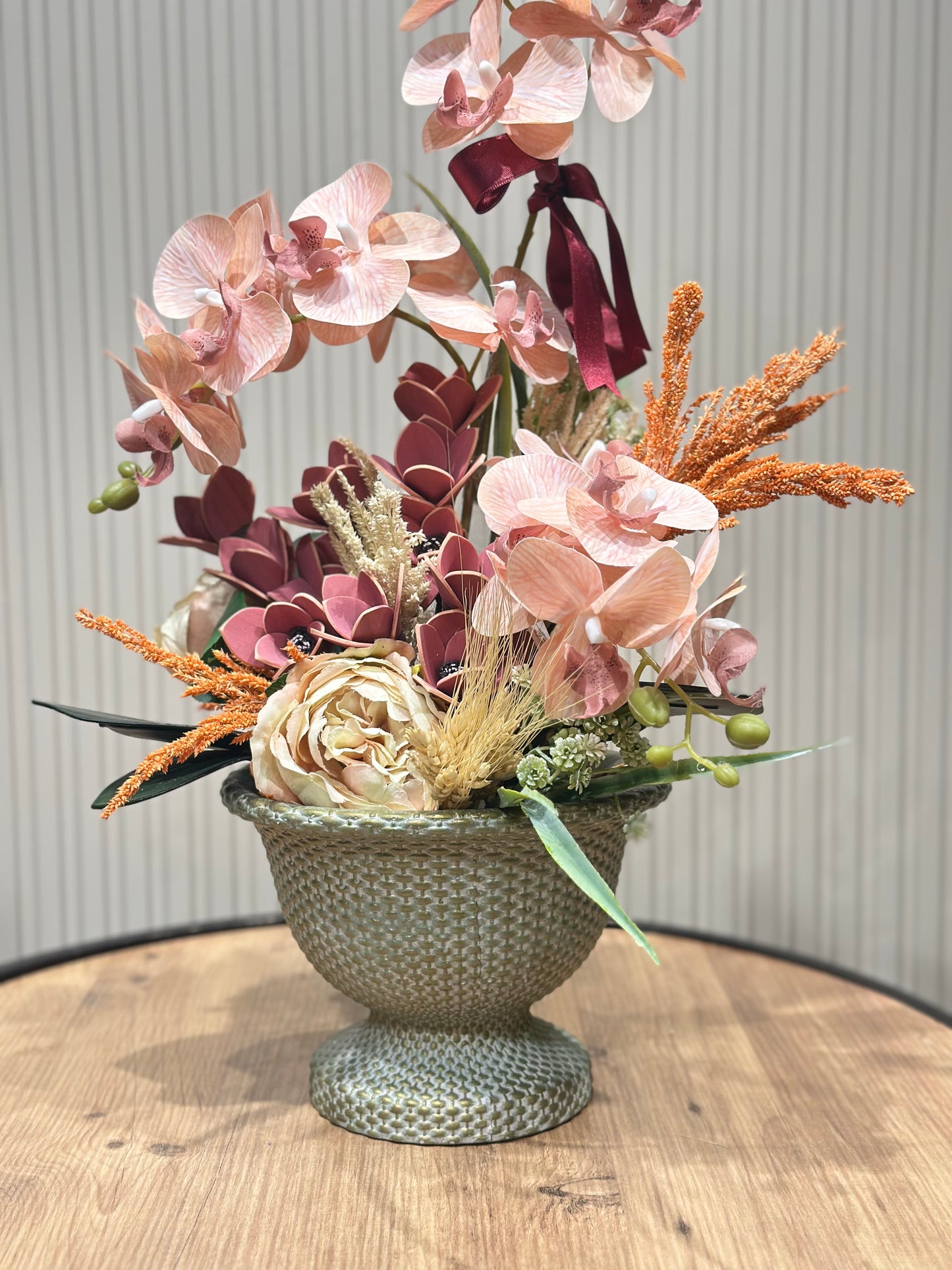 2 Dal Somon Orkide | 1. Kalite İthal Islak Dokulu Özel Seramik Vazoda Yapay Aranjman 🌸