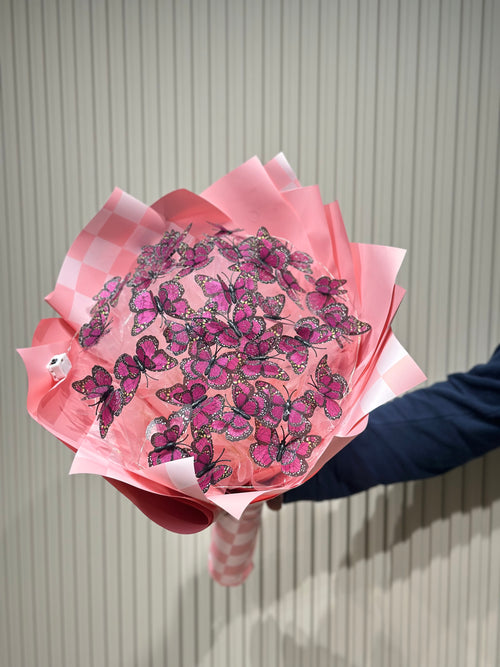Pembe Çift Kanatlı Işıklı Kelebek Buketi | 35 Adet LED Işıklı Kelebek Tasarımı 💗🦋