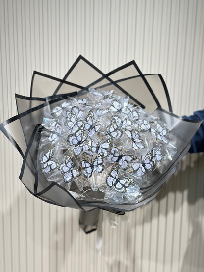 Beyaz Çift Kanatlı Işıklı Kelebek Buketi | 35 Adet LED Işıklı Kelebek Tasarımı 🤍🦋