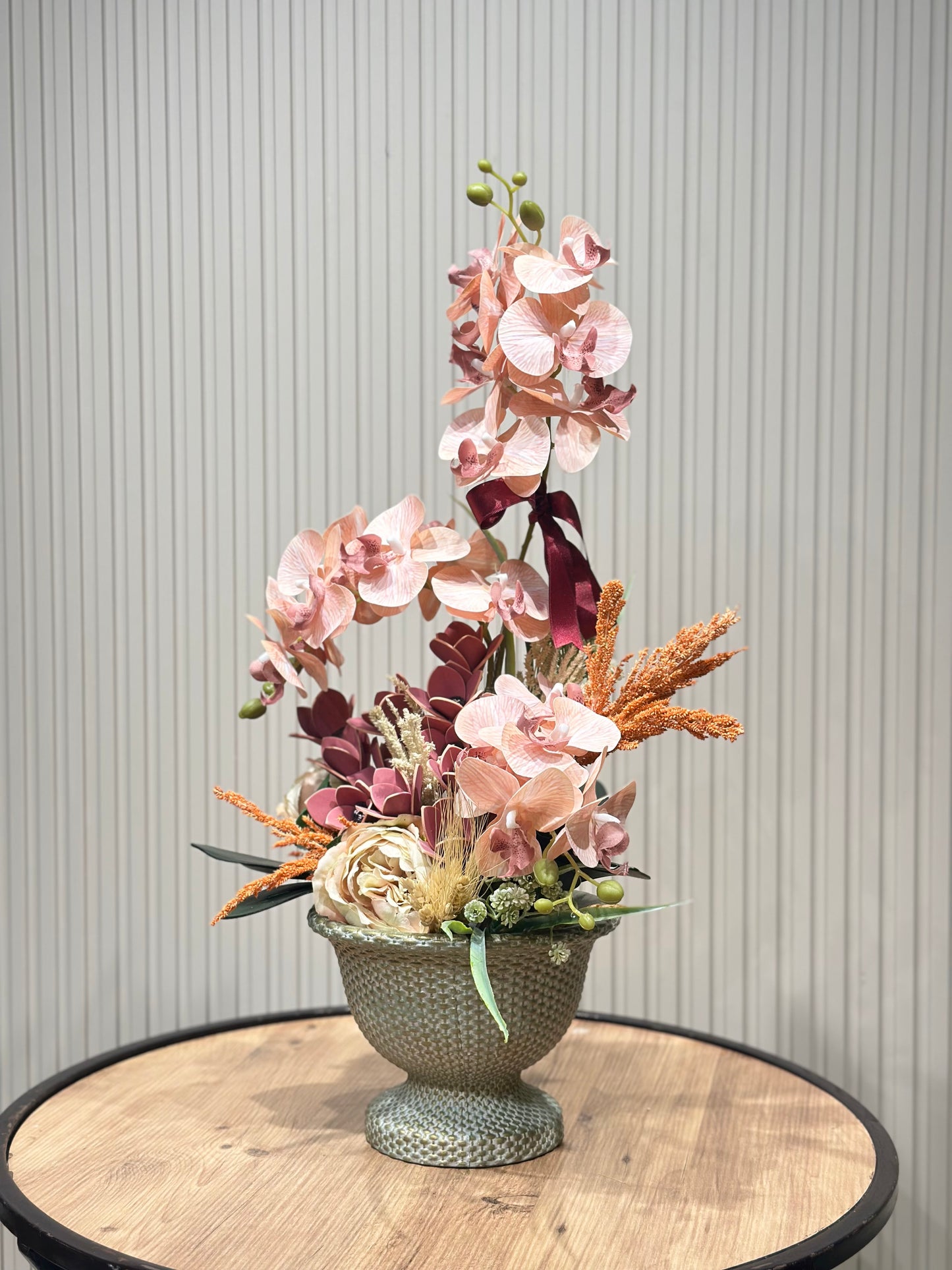 2 Dal Somon Orkide | 1. Kalite İthal Islak Dokulu Özel Seramik Vazoda Yapay Aranjman 🌸