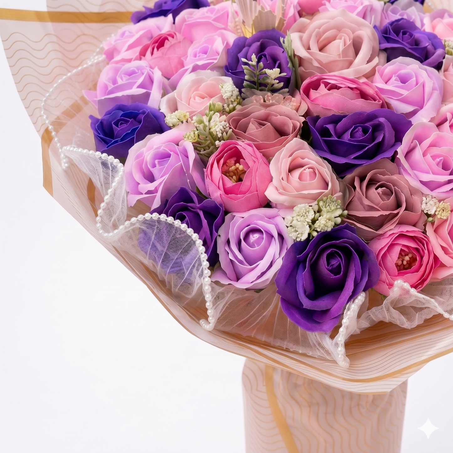 Premium Mor & Pembe Gül Buketi | Lila Detaylı Gösterişli Özel Gün Çiçeği