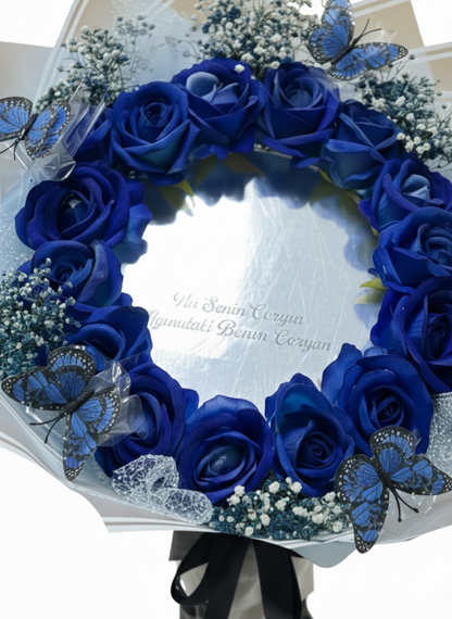 💙 Aynalı Mavi Sabun Gül &amp; Kelebek Detaylı Özel Tasarım Buket – Premium Seri