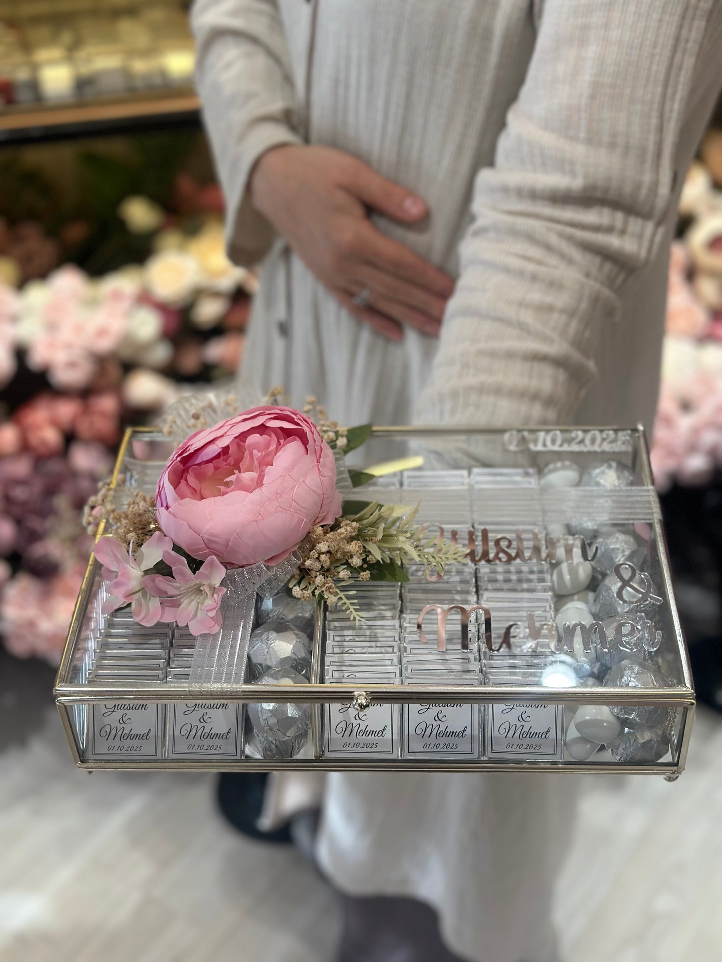 Soft Pembe Şakayık & Gül Buketi Çikolata Seti