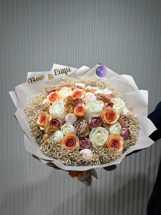 Pastel Rüya Buketi 💞 | Şakayık & Erengül ile Zamansız Zarafet