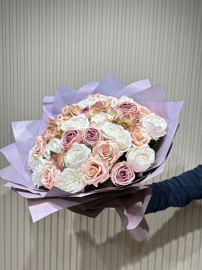 Romantik Düş Buketi 💫 | Somon & Lila Erengül – Şakayık Uyumu