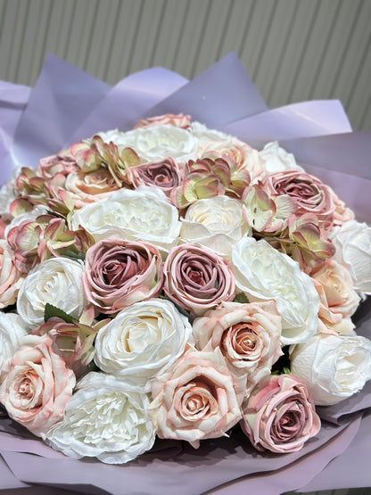 Romantik Düş Buketi 💫 | Somon & Lila Erengül – Şakayık Uyumu