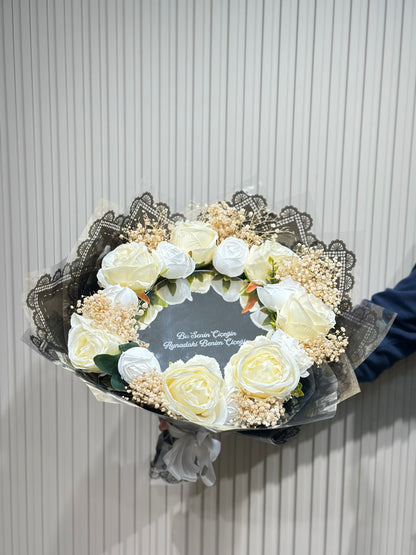 Krem Gül - Şakayık Ayna Buketi